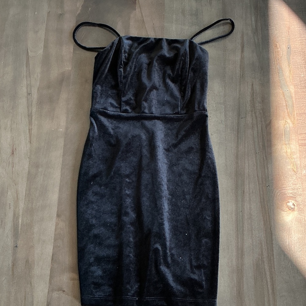 Chic Black Mini Dress with Spaghetti Straps